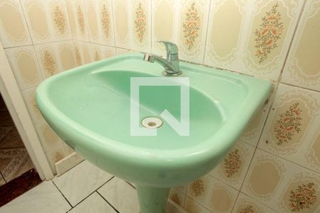 Casa à venda com 134m², 3 quartos e 2 vagasBanheiro 2