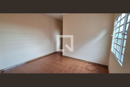 Sala de casa para alugar com 1 quarto, 100m² em Vila Mussoline, São Bernardo do Campo