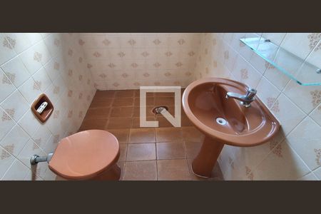 Banheiro Social  de casa para alugar com 1 quarto, 100m² em Vila Mussoline, São Bernardo do Campo