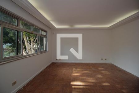 Sala de casa à venda com 3 quartos, 200m² em Vila Madalena, São Paulo