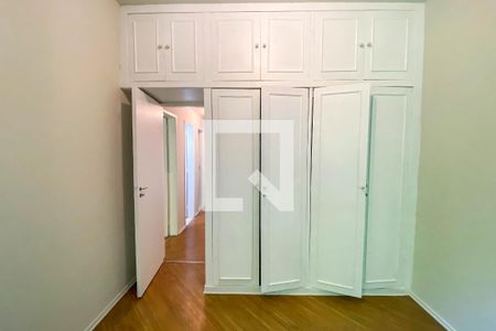 Apartamento para alugar com 110m², 3 quartos e sem vaga Apartamento para alugar com 110m², 3 quartos e sem vagaQuarto