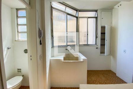 Apartamento para alugar com 110m², 3 quartos e sem vaga Apartamento para alugar com 110m², 3 quartos e sem vagaCozinha