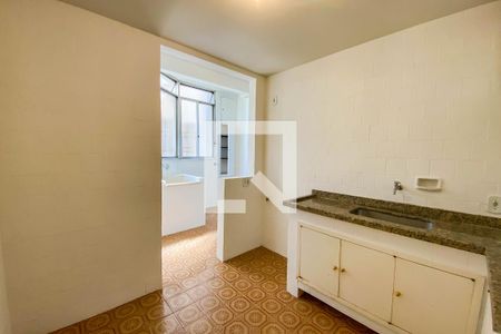 Apartamento para alugar com 110m², 3 quartos e sem vaga Apartamento para alugar com 110m², 3 quartos e sem vagaCozinha