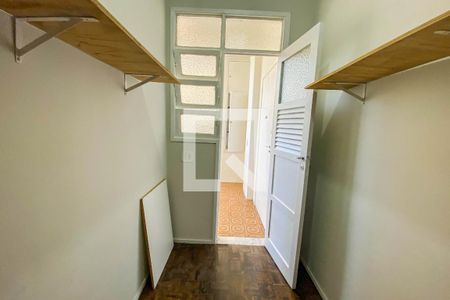 Apartamento para alugar com 110m², 3 quartos e sem vaga Apartamento para alugar com 110m², 3 quartos e sem vagaQuarto de Serviço