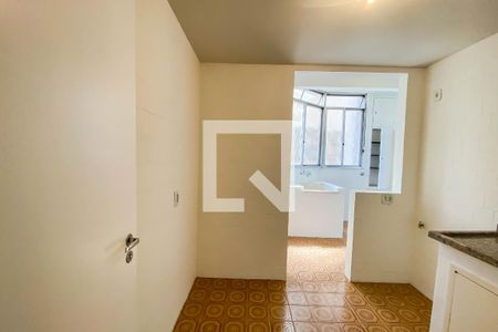 Apartamento para alugar com 110m², 3 quartos e sem vaga Apartamento para alugar com 110m², 3 quartos e sem vagaCozinha