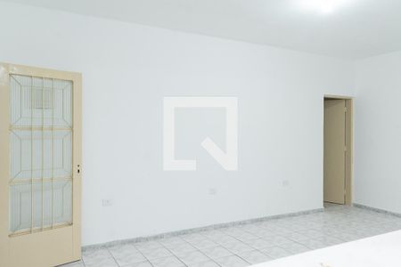 Casa para alugar com 55m², 1 quarto e sem vaga