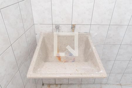 Casa para alugar com 55m², 1 quarto e sem vaga