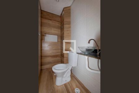 Banheiro de apartamento à venda com 1 quarto, 30m² em Vila Santana, São Paulo