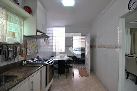 Casa à venda com 196m², 3 quartos e 4 vagasCozinha