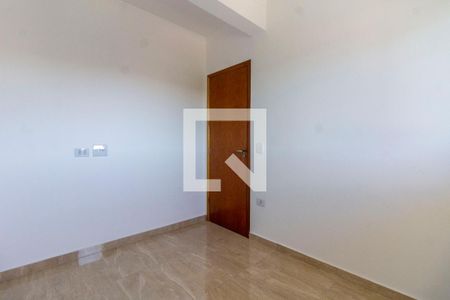 Quarto 1 de apartamento para alugar com 2 quartos, 36m² em Vila Jacuí, São Paulo