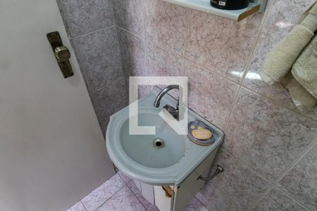 1o. Andar - Lavabo de casa à venda com 3 quartos, 160m² em Cursino, São Paulo