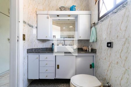 Casa à venda com 160m², 3 quartos e 2 vagas Casa à venda com 160m², 3 quartos e 2 vagas2o. Andar - Banheiro da Suíte