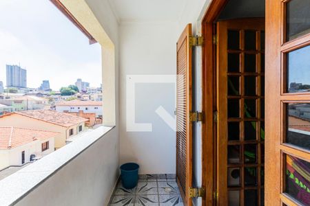 Casa à venda com 160m², 3 quartos e 2 vagas Casa à venda com 160m², 3 quartos e 2 vagas2o. Andar - Varanda da Suíte