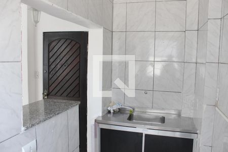 Cozinha e Área de Serviço de apartamento para alugar com 1 quarto, 29m² em Centro, São Vicente