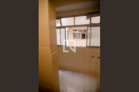 Apartamento à venda com 82m², 2 quartos e sem vagaBanheiro de Serviço