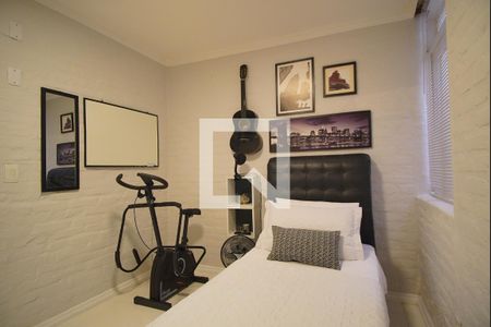 Quarto 2 de casa à venda com 2 quartos, 90m² em Rio Branco, Porto Alegre