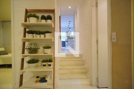 Casa à venda com 90m², 2 quartos e 1 vagaCorredor 