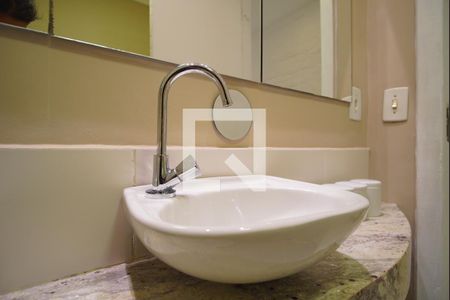 Casa à venda com 90m², 2 quartos e 1 vagaBanheiro 