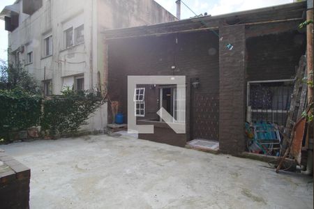 Casa à venda com 90m², 2 quartos e 1 vagaPátio fundos 