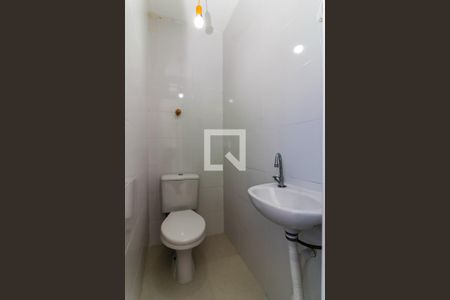 Apartamento à venda com 80m², 3 quartos e 1 vaga Apartamento à venda com 80m², 3 quartos e 1 vagaBanheiro de Serviço
