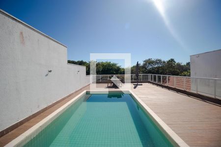 Casa de condomínio à venda com 690m², 4 quartos e 3 vagasPiscina
