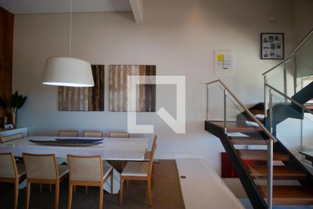 Casa de condomínio à venda com 690m², 4 quartos e 3 vagasSalas