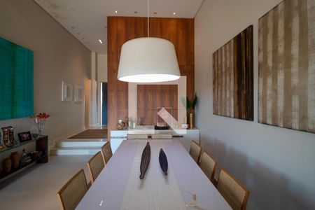 Casa de condomínio à venda com 690m², 4 quartos e 3 vagasSalas