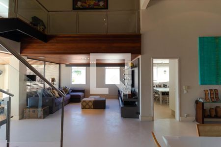 Casa de condomínio à venda com 690m², 4 quartos e 3 vagasSalas