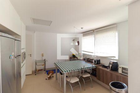 Casa de condomínio à venda com 690m², 4 quartos e 3 vagasCozinha