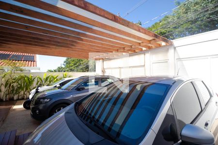 Casa de condomínio à venda com 690m², 4 quartos e 3 vagasGaragem