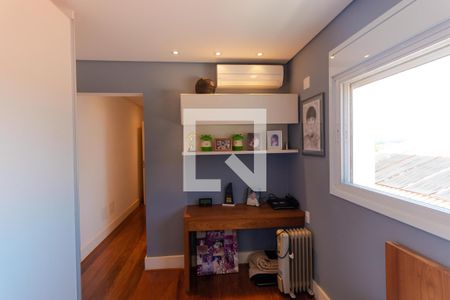 Casa de condomínio à venda com 690m², 4 quartos e 3 vagasSuíte 03