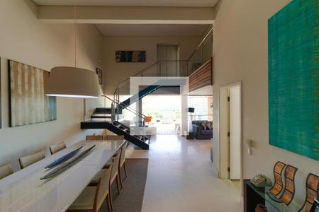 Casa de condomínio à venda com 690m², 4 quartos e 3 vagasSalas