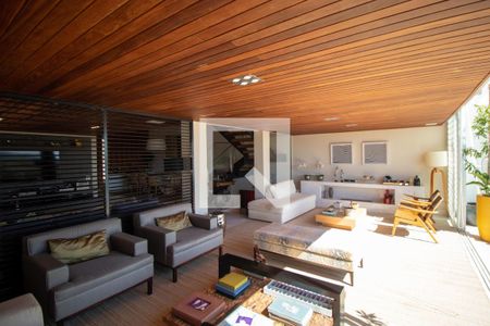 Casa de condomínio à venda com 690m², 4 quartos e 3 vagasSalas