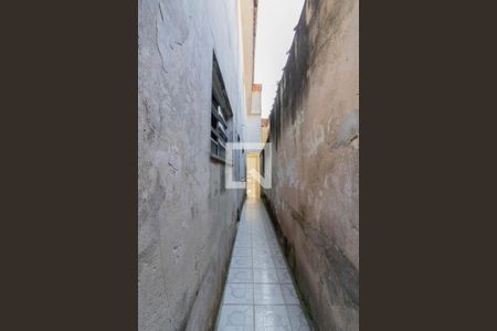 Casa para alugar com 75m², 1 quarto e 1 vagaCorredor Lateral