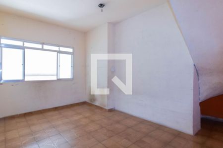Quarto de casa para alugar com 1 quarto, 75m² em Jardim Santa Bárbara, Guarulhos