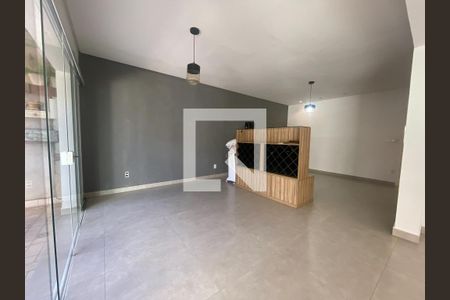 Sala de casa para alugar com 3 quartos, 160m² em Vila Jardini, Sorocaba
