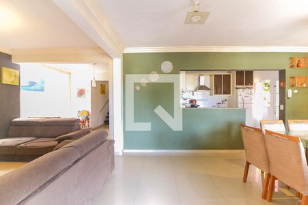 Sala de casa para alugar com 5 quartos, 400m² em Parque Monte Alegre, Taboão da Serra