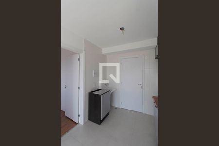 Sala e Cozinha Integrada de apartamento para alugar com 1 quarto, 29m² em Vila Ré, São Paulo