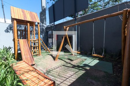 Apartamento à venda com 23m², 1 quarto e sem vaga Apartamento à venda com 23m², 1 quarto e sem vagaÁrea comum - Playground