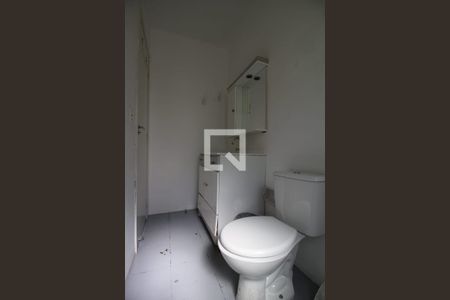 Banheiro de apartamento para alugar com 1 quarto, 45m² em Agronomia, Porto Alegre