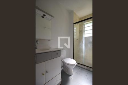 Banheiro de apartamento para alugar com 1 quarto, 45m² em Agronomia, Porto Alegre