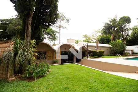 Casa para alugar com 550m², 4 quartos e 5 vagasarea verde