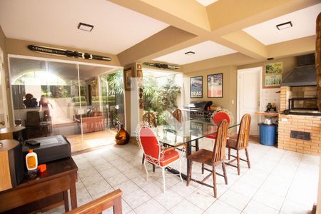 Casa para alugar com 550m², 4 quartos e 5 vagasChurrasqueira