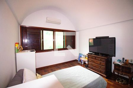 Casa para alugar com 550m², 4 quartos e 5 vagasquarto 3