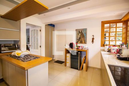 Casa para alugar com 550m², 4 quartos e 5 vagasCozinha