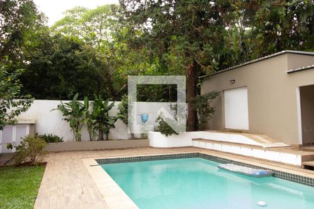 Casa para alugar com 550m², 4 quartos e 5 vagasPiscina