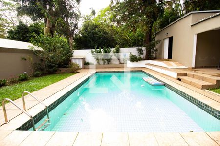 Casa para alugar com 550m², 4 quartos e 5 vagasPiscina