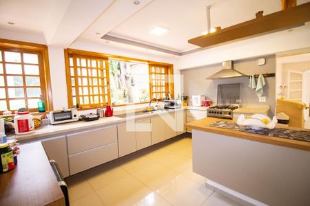 Casa para alugar com 550m², 4 quartos e 5 vagasCozinha