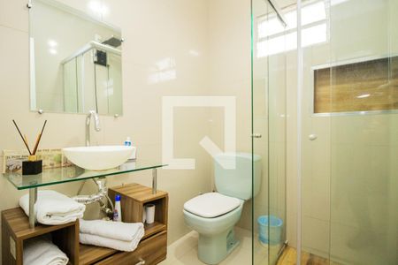 Casa para alugar com 500m², 2 quartos e 8 vagas Casa para alugar com 500m², 2 quartos e 8 vagasBanheiro Social