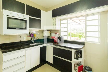 Casa para alugar com 500m², 2 quartos e 8 vagas Casa para alugar com 500m², 2 quartos e 8 vagasCozinha